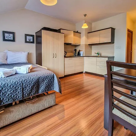 Cozy In The Regnum & By Flat Mаnager Apartment